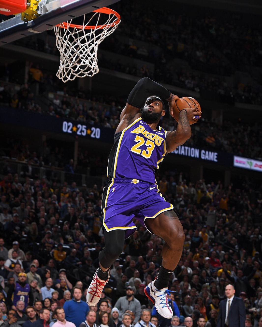 程儿山村为发展壮大村集体经济，生产加工生物质燃料颗粒